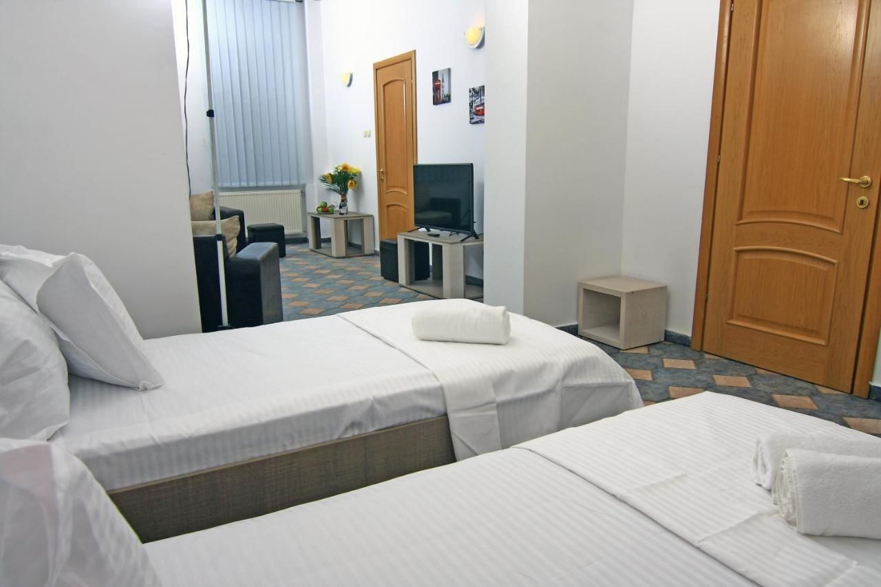 Гостевой дом Budget Accommodation Бухарест-22