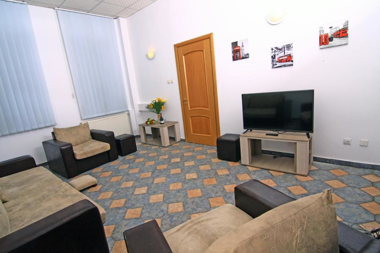 Гостевой дом Budget Accommodation Бухарест-24