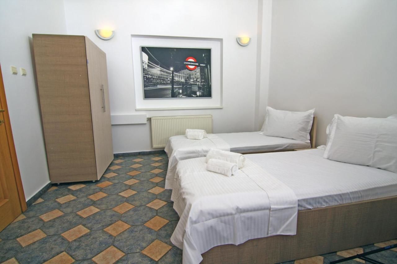 Гостевой дом Budget Accommodation Бухарест-26